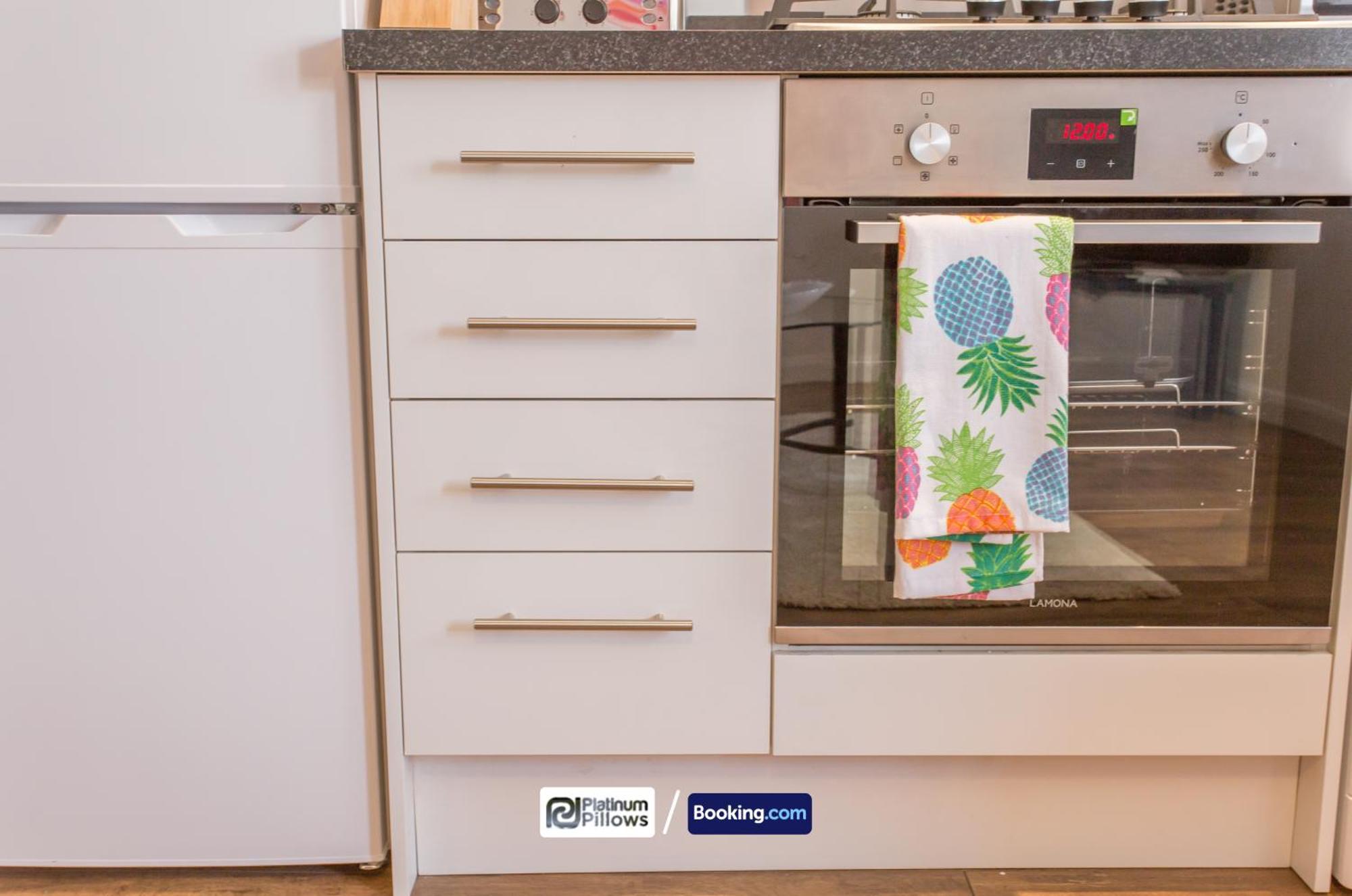 Modern Oxford 1Br Apt, Contractor & Family Accommodation, Near Oxford Hospitals And Science Park מראה חיצוני תמונה